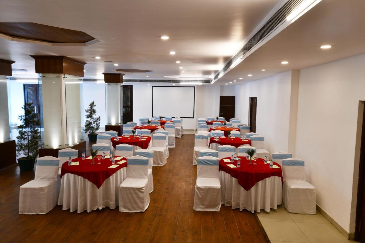 Mastiff Grand Manali Resort Eksteriør bilde