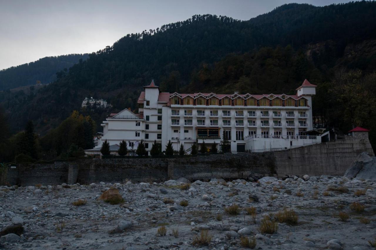 Mastiff Grand Manali Resort Eksteriør bilde