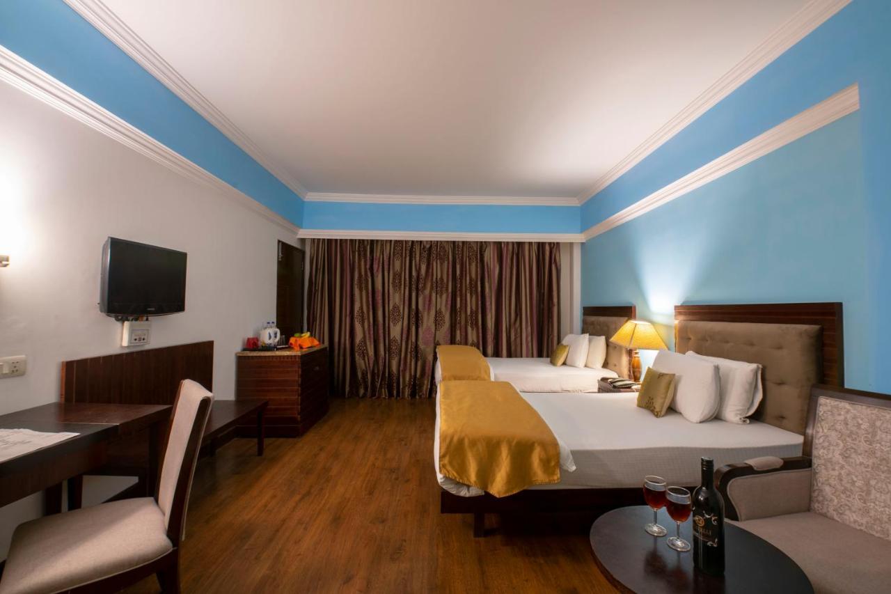 Mastiff Grand Manali Resort Eksteriør bilde