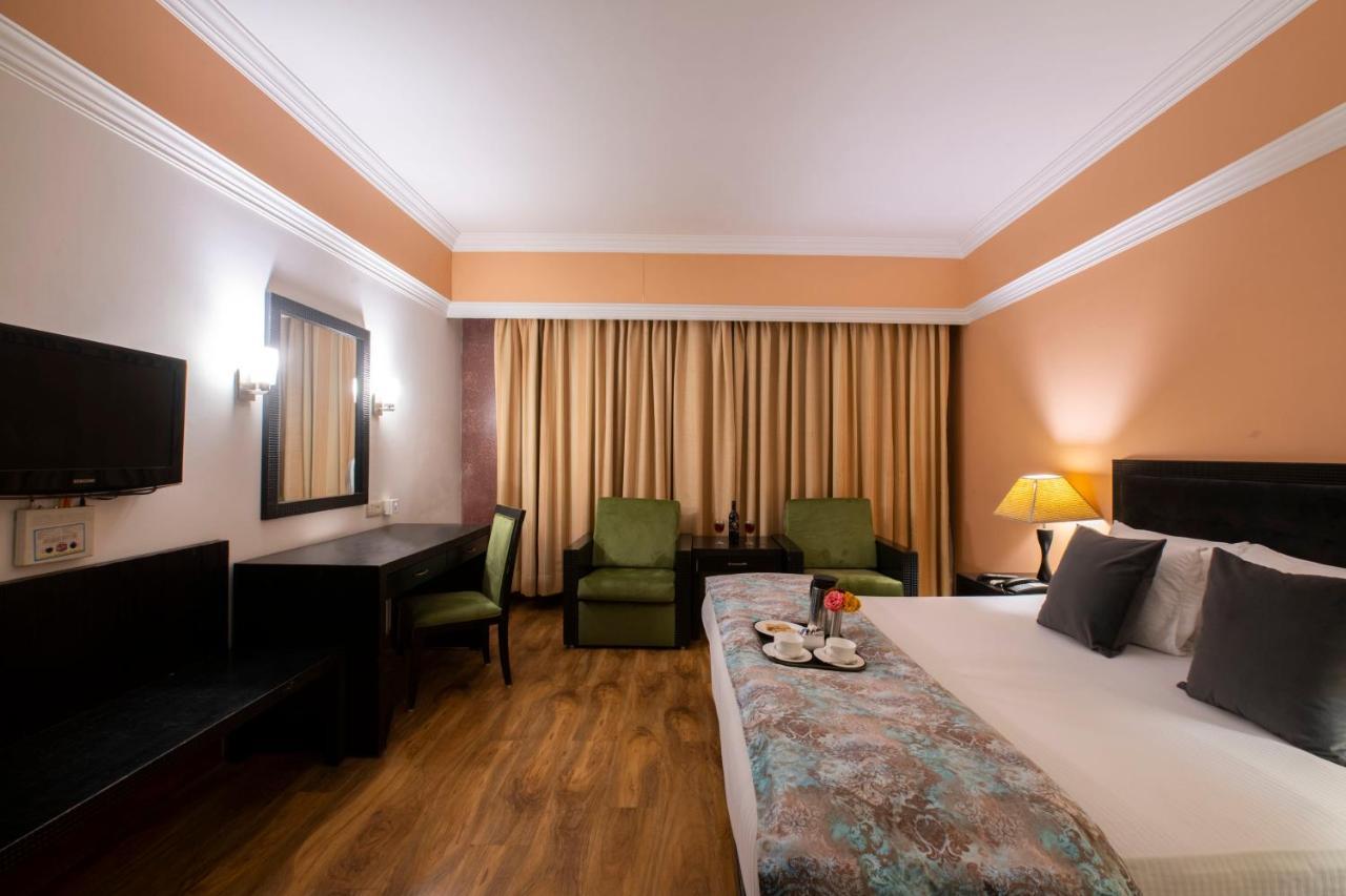 Mastiff Grand Manali Resort Eksteriør bilde